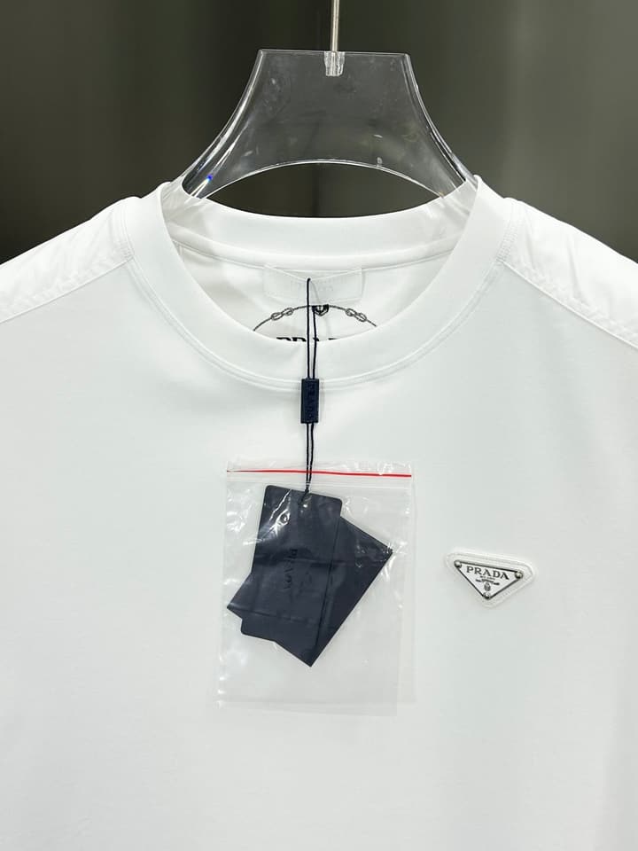 Prada 3D Logo High-Count Cotton T-Shirt – 2026SS in Classic Black