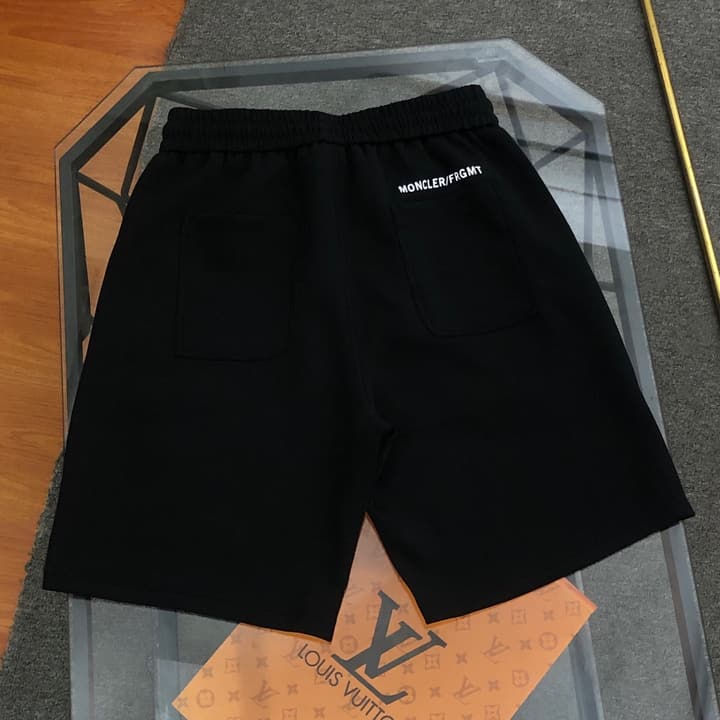 Moncler Spliced Logo Casual Shorts – 2026SS in Classic Black