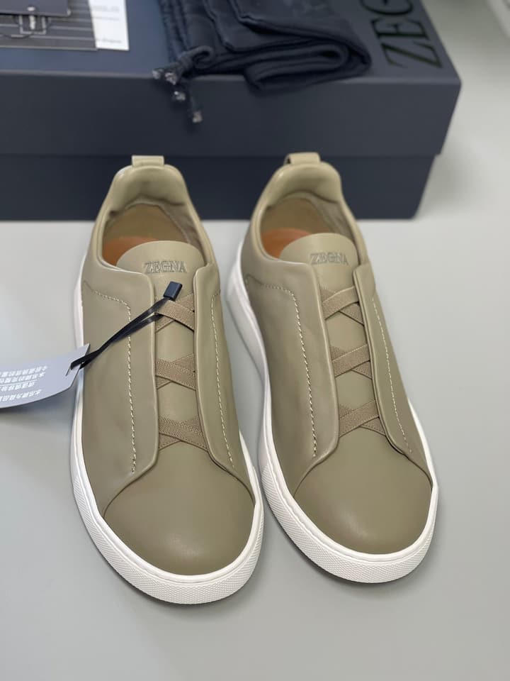 Zegna SECONDSKIN Triple Stitch Low-Top Sneakers in Navy Smooth Leather