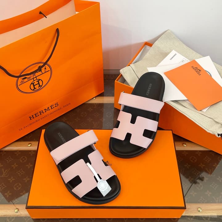 Hermès Chypre Suede Sandals in Burgundy And Beige