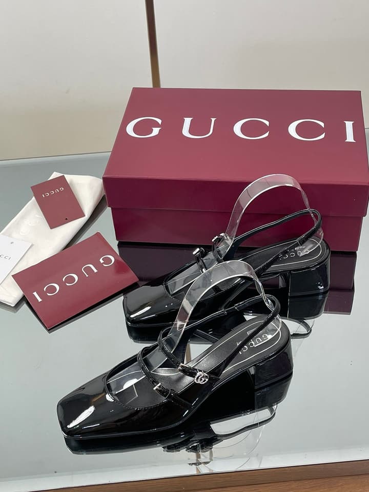 Gucci Crystal Double G Slingback Pumps – 2025 Fall Collection in Burgundy Red