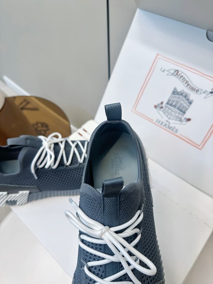 Hermes Classic Couple's Casual Sneakers in Light Beige
