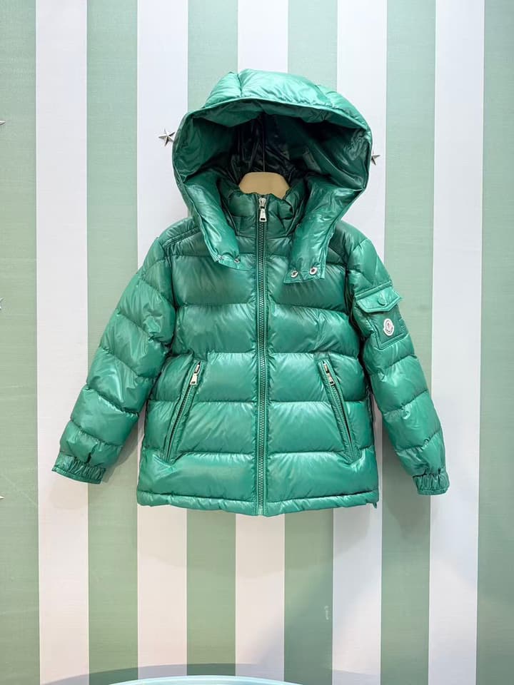 Moncler Kids Puffer Jacket – 2025 Collection in Light Pink