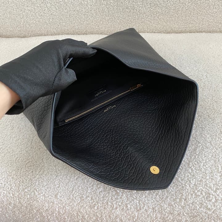 Saint Laurent Envelope Clutch Bag in Camel Brown