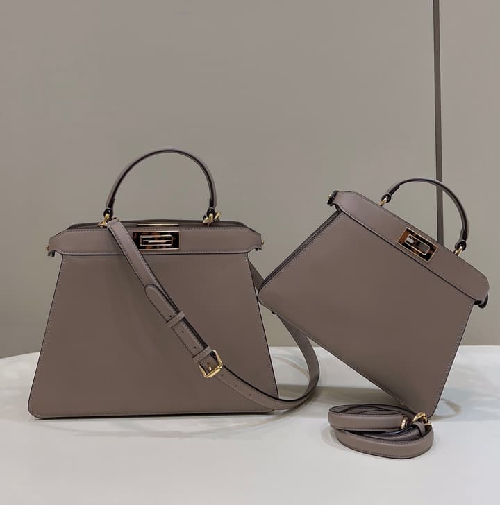 Fendi Peekaboo Accordion Handbag in Dove Grey Leather