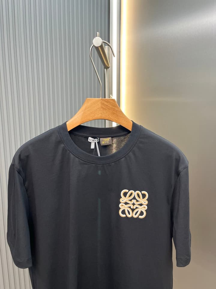 Loewe Double Vine Embroidered Crewneck T-Shirt in Black