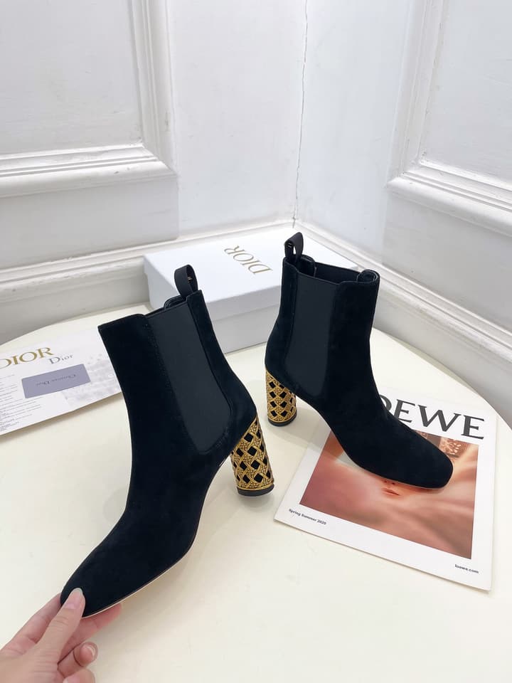 Dior Metallic Cannage Cylindrical Heel Chelsea Boots – 2024 in Black Suede With Gold Cannage Heel