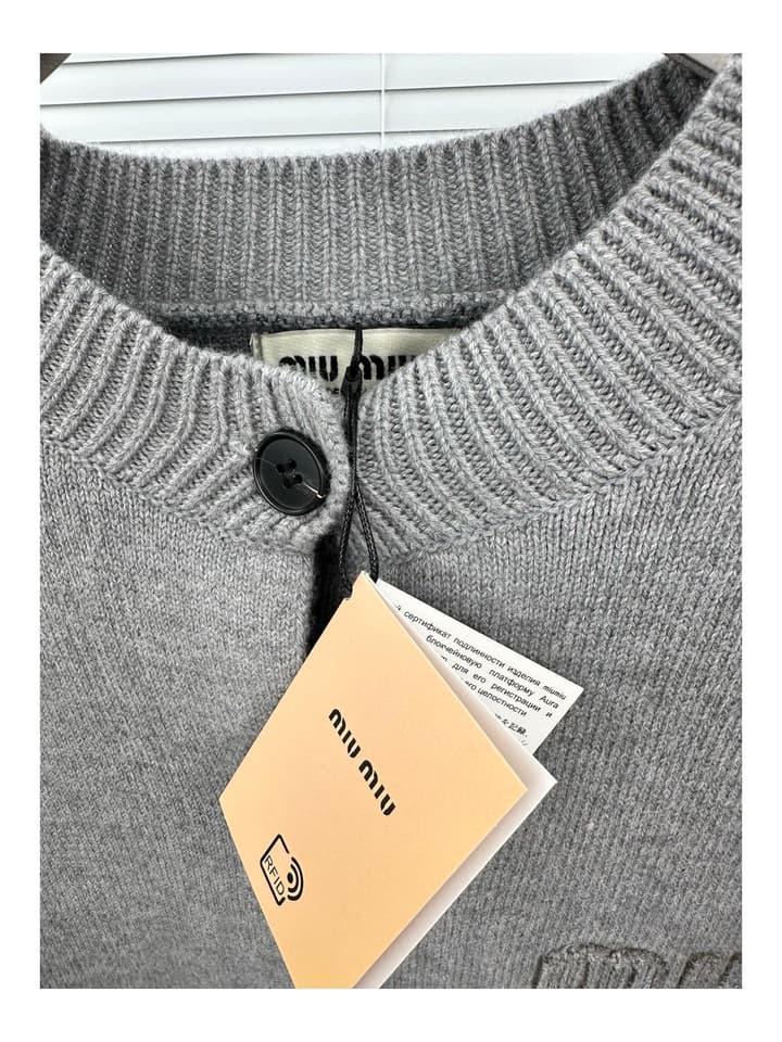 Miu Miu Logo Patch Wool Blend Cardigan – 25FW