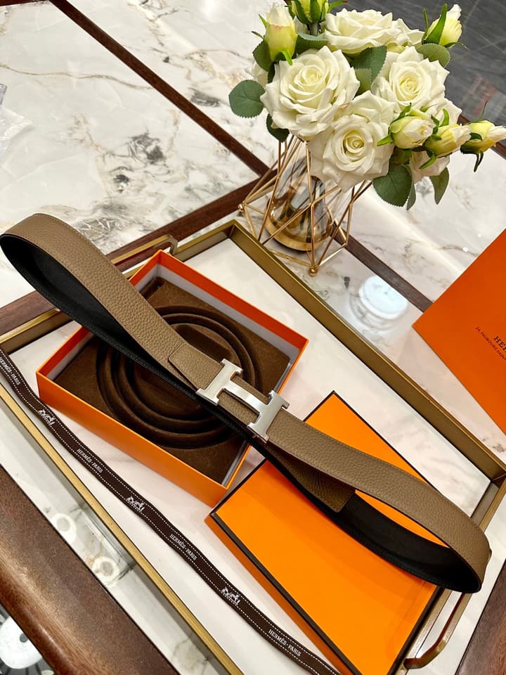 Hermès Textured Leather Belt in Brown Textured Leather With Silver Buckle