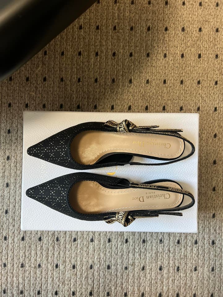 Dior Classic Polka Dot Bow Pumps in Deep Quilted Black