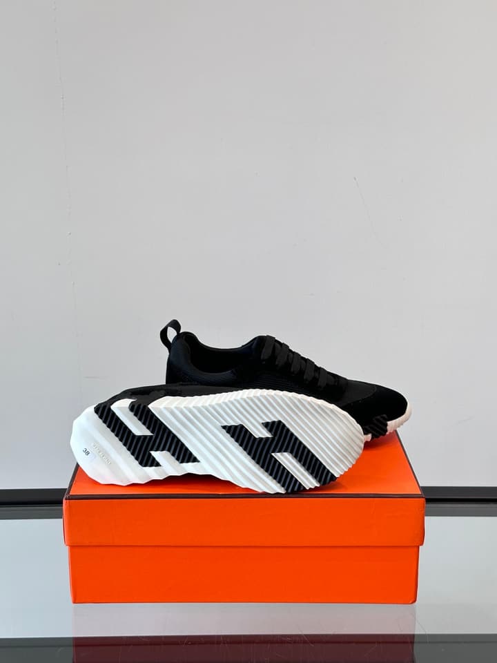 Hermès Bouncing Sneakers in Black