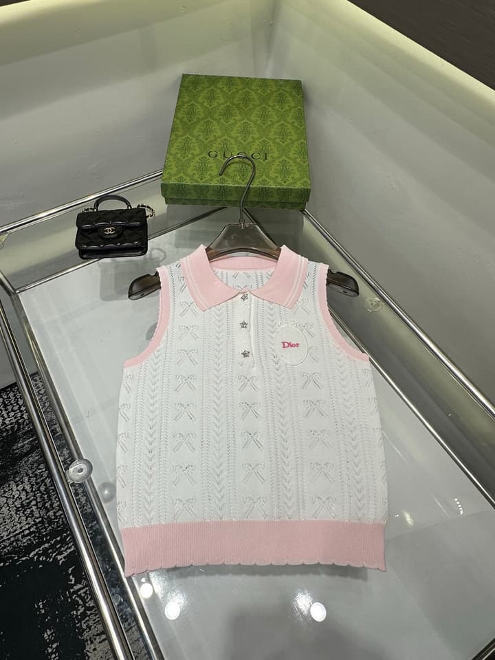 Dior Lapel Collar Knit Vest in Pink