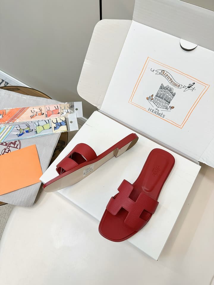 Hermès Fashion Palm-Grain H Slides in Brown