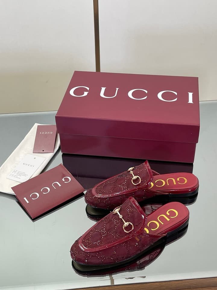 Gucci Crystal GG Patent Loafer Mules – 2025FW in Beige Crystal Gg