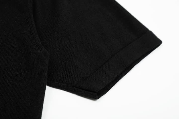 Ami Paris Classic Heart Embroidered Knit T-Shirt – 2025SS in Black