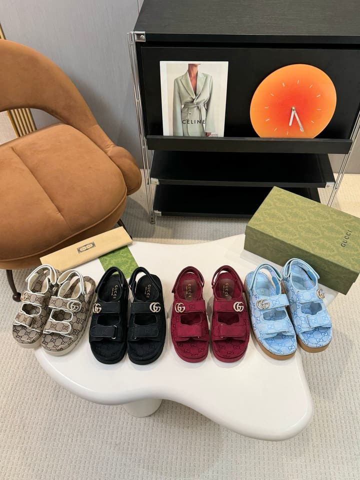 Gucci Velcro Platform Sandals – 2025 Collection in Beige Gg Monogram