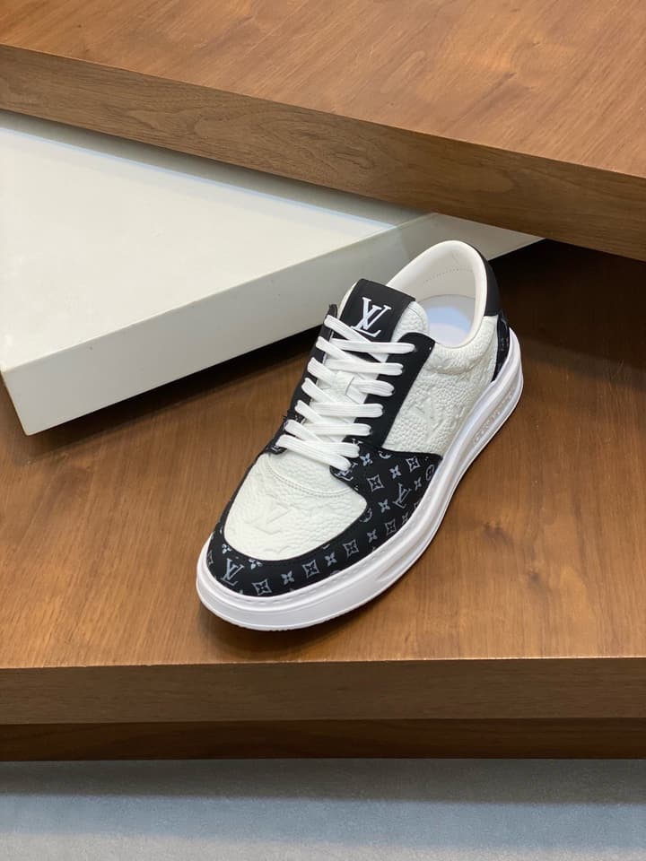 Louis Vuitton Nappa Leather Lightweight Sneakers in All White