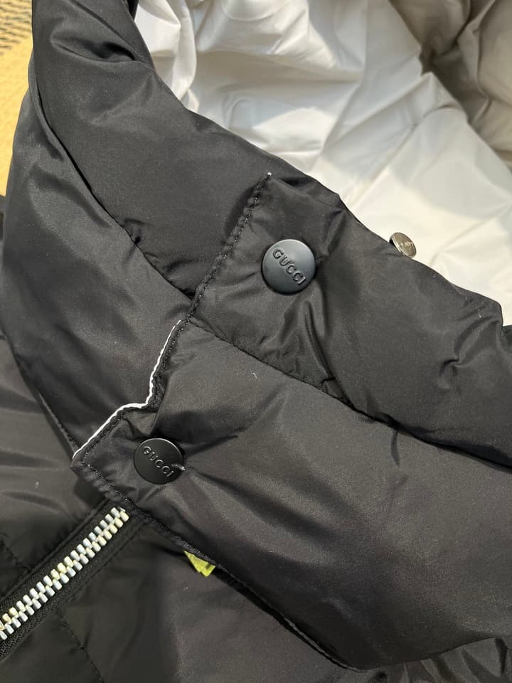 Gucci 1985 Autumn/Winter Down Jacket in Gold