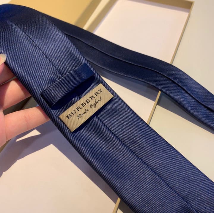Burberry TB Logo Silk Tie in Black