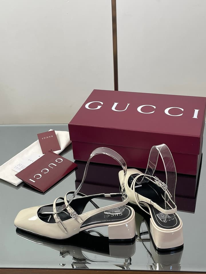Gucci Crystal Double G Slingback Pumps – 2025 Fall Collection in Burgundy Red