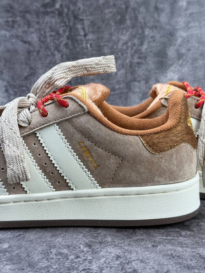 Adidas Originals CAMPUS 00s Retro Casual Sneakers in Taupe Suede With Tan Lining