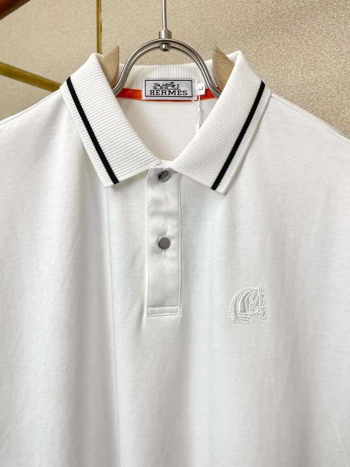 Hermès Men's Casual Short-Sleeve T-Shirt in Khaki