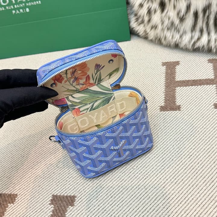 Goyard Muse Vanity Ultra Mini Cosmetic Bag in Blue