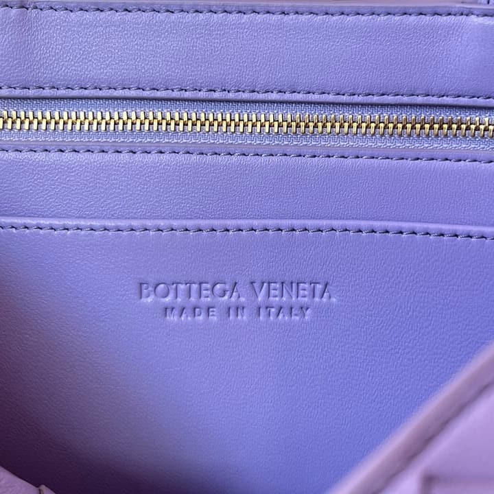 Bottega Veneta Andiamo Handbag in Charcoal Grey