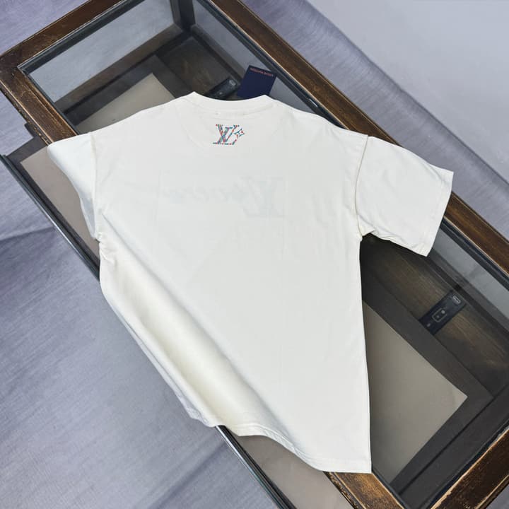 Louis Vuitton Embroidered Logo Oversized T-Shirt – Summer Collection – 26SS in Apricot Colorful LV Lovers