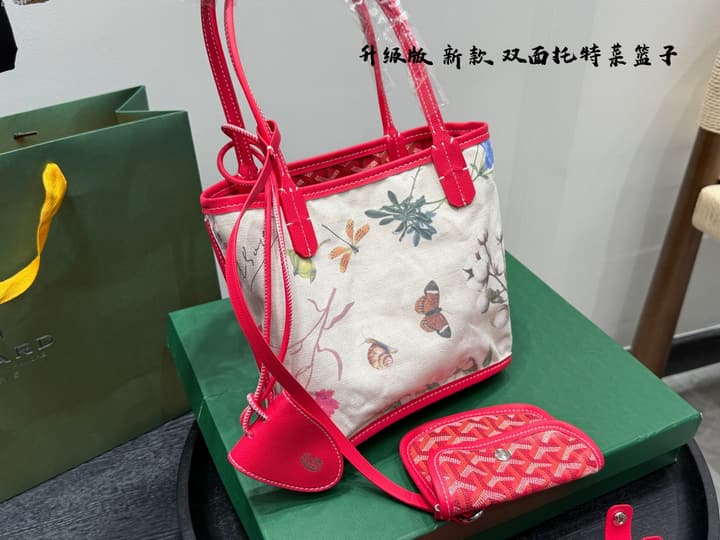 Goyard Mini Reversible Tote Bag in Bright Red