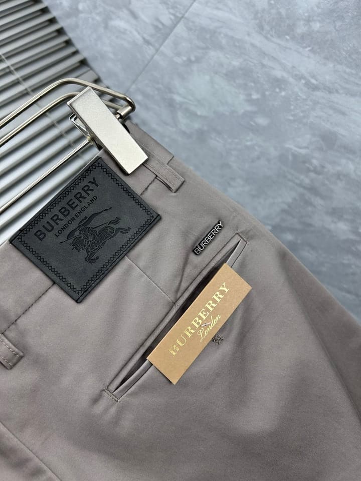 Burberry Tailored Casual Trousers – 2025SS in Camel Brown