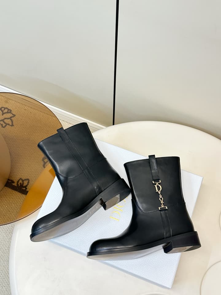 Dior British Style Motorcycle Boots – 26FW