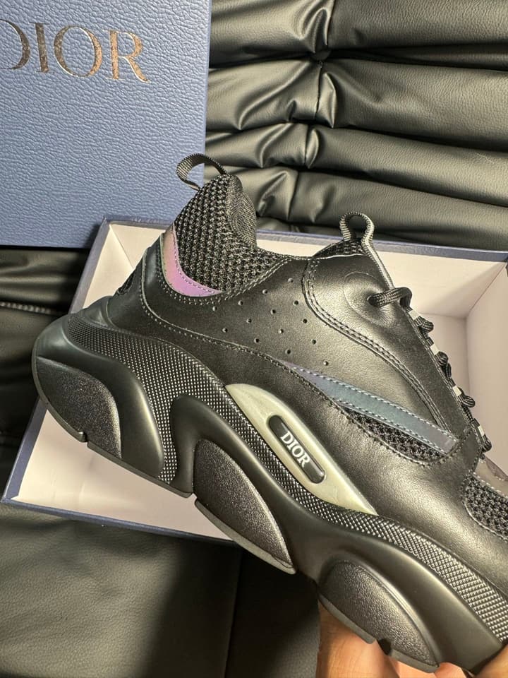 Dior B22 Calfskin Sneakers in Black
