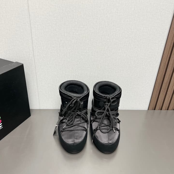 Moon Boot 2024 Autumn/Winter Platform Snow Ankle Boots – 2024FW in All Black