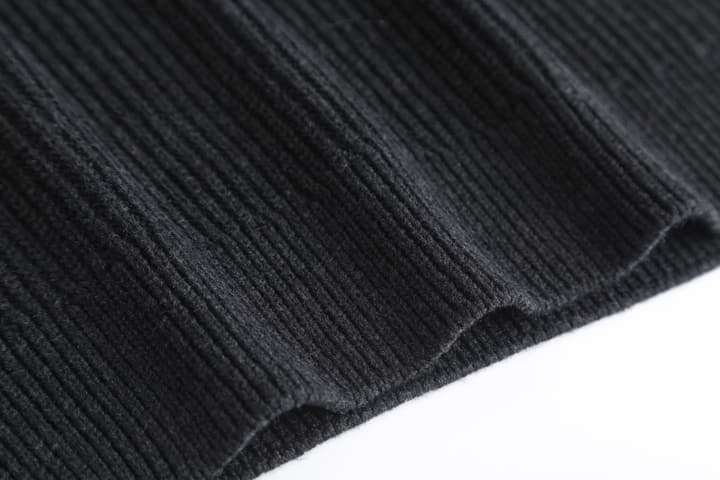 Gucci Wool Cashmere Blend Ribbed Knit Sweater in Dark Heathered Gray Knit