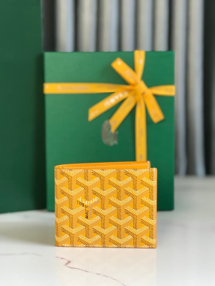 Goyard Wallet in Blue