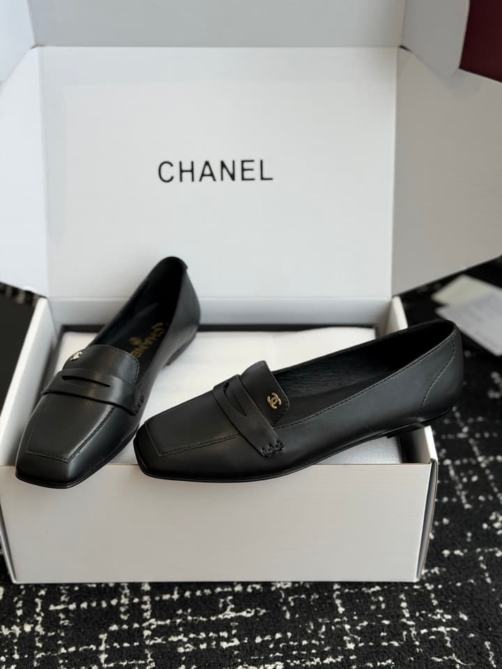Chanel Square Toe Flats – Early Spring Collection – 26SS