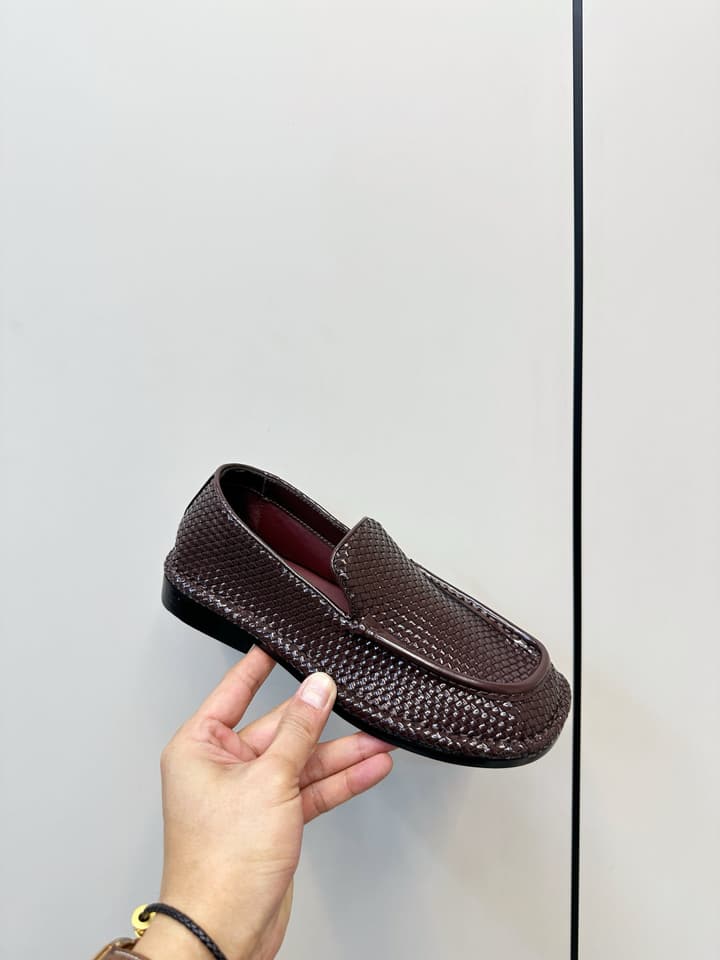 Bottega Veneta Daddy Loafer in Dark Brown