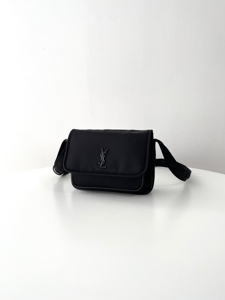 Saint Laurent Niki Econyl Messenger Bag – 2023 Fall/Winter Collection
