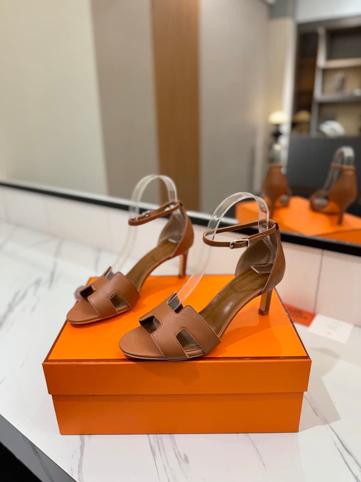 Hermès Classic Smooth Cowhide Heels – 6.5cm in All White