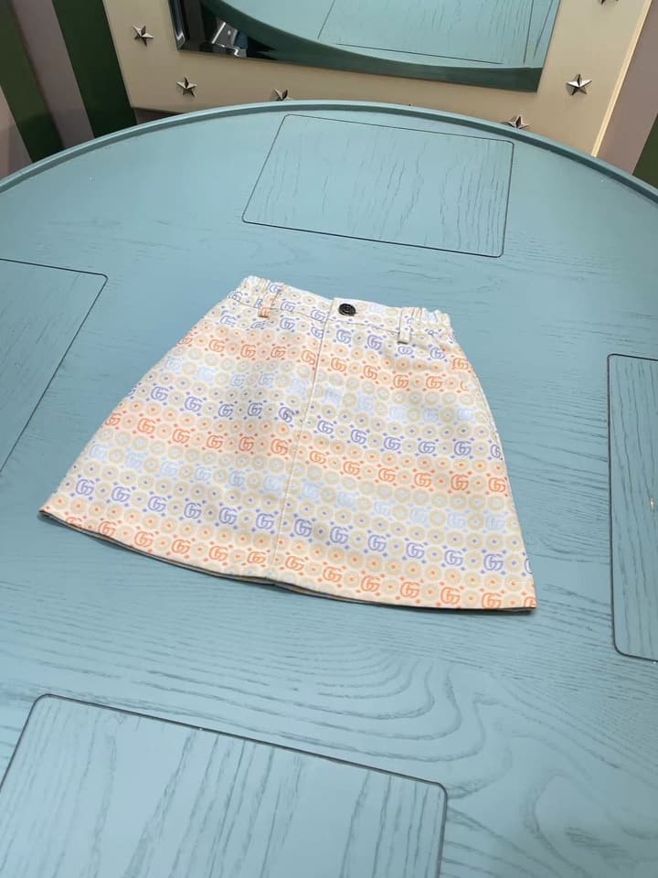 Gucci Children's Jacquard Skirt Set – 2025SS in Cream Multi-color Jacquard Set