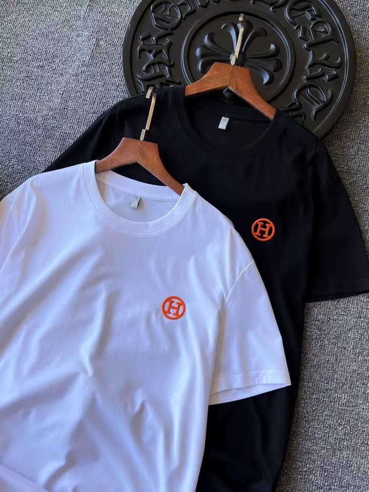 Hermès Mulberry Silk 3D H Logo T-Shirt – 2025 Spring/Summer Collection in Classic Black