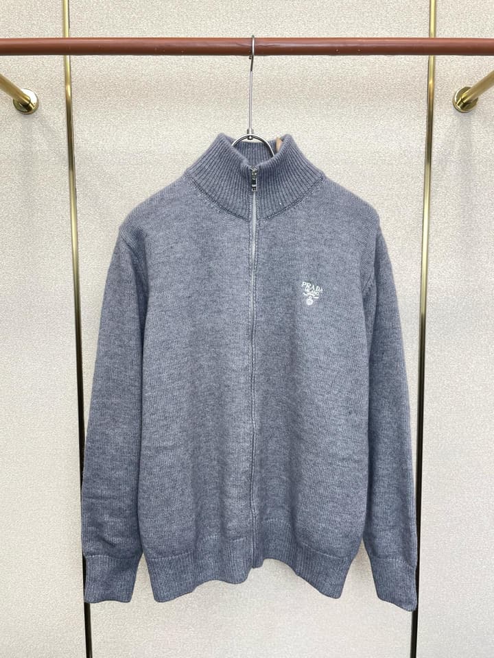Prada Casual Zipper Cardigan