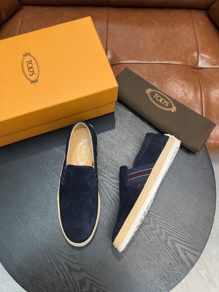 Tod's Suede Calfskin Loafers in Light Grey Suede