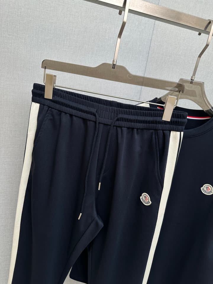 Moncler Urban Casual Tracksuit Set – 2026SS in Black