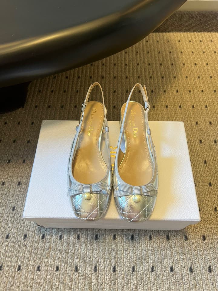Dior ADIORABLE Pearl Bow Slingback Sandals – 2025 Collection in Cream Woven Pearl Bow