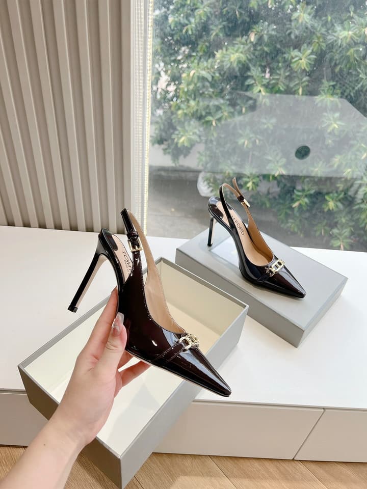 TOM FORD Pointed Toe High Heels – 2024 Autumn/Winter Collection in Crisp Black Patent