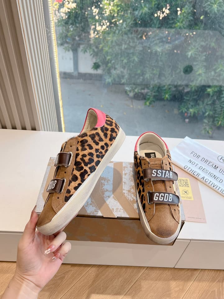 Golden Goose SPACE Series Distressed Sneakers – 2025 Collection in Leopard Print Velcro