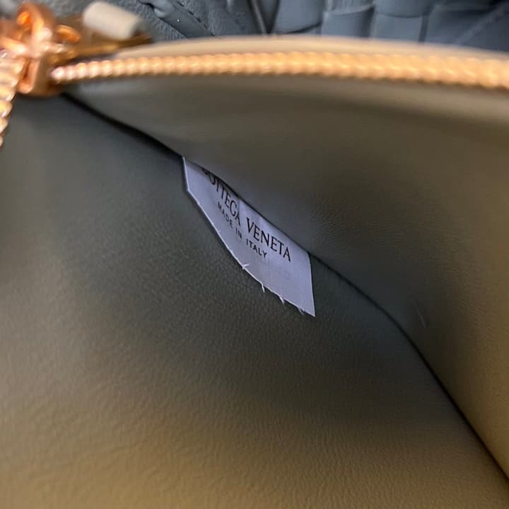 Bottega Veneta Andiamo Handbag in Charcoal Grey