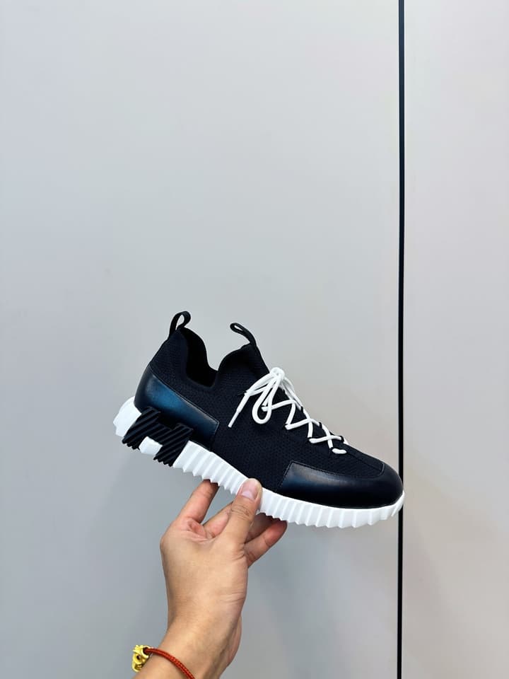 Hermes H Classic Couple Sneakers in Black